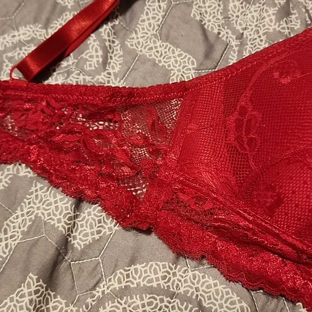 Bra - Picture 3 of 7
